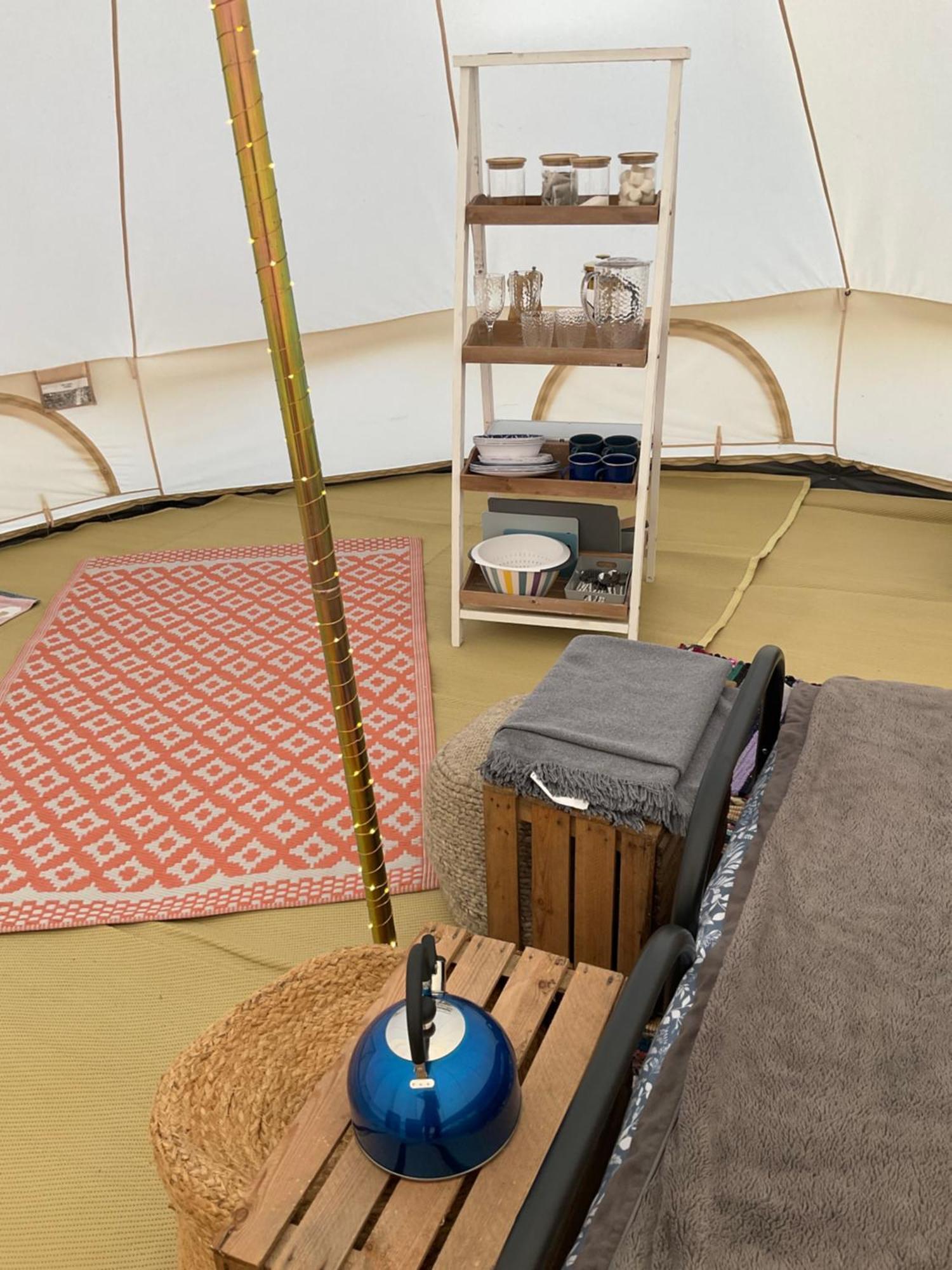 Glamping Meadow Bell Tent Stithians Экстерьер фото